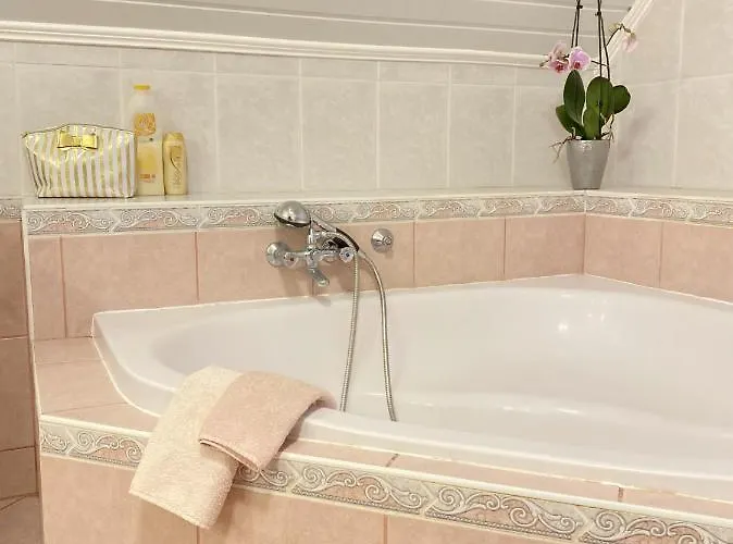 Ildiko Lak Hébergement de vacances