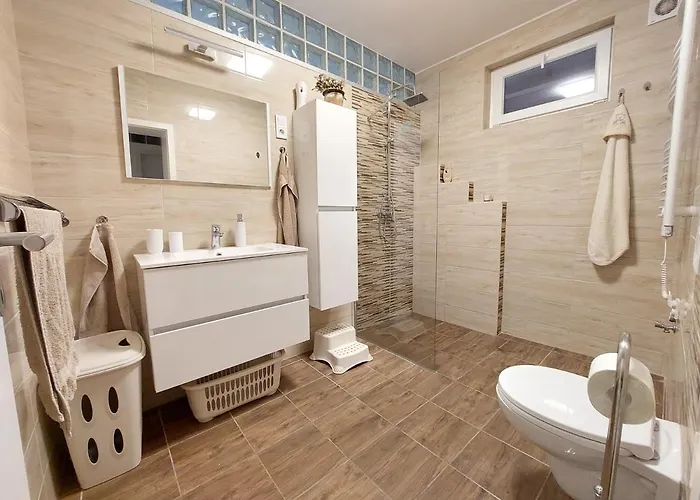 Hébergement de vacances Ildiko Lak *