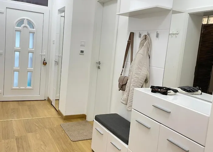 Ildiko Lak Hébergement de vacances *